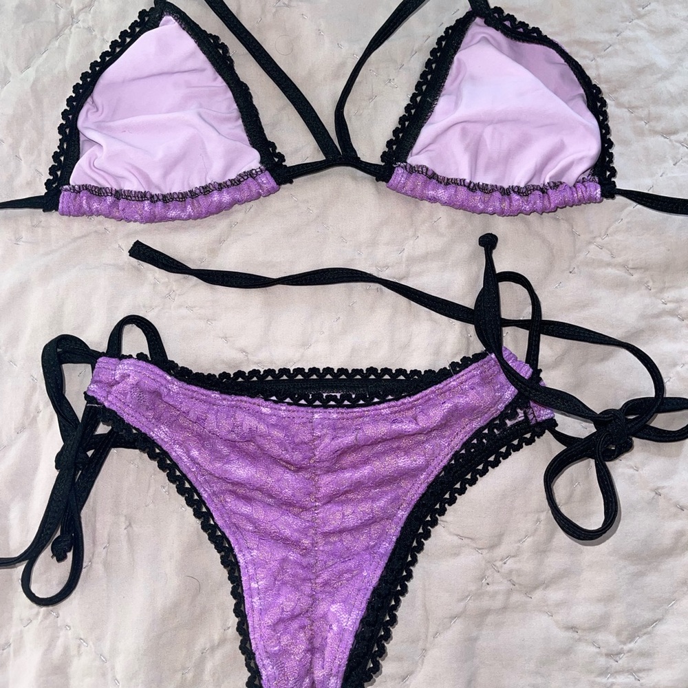 Lilac bikini - Picture 4 of 4